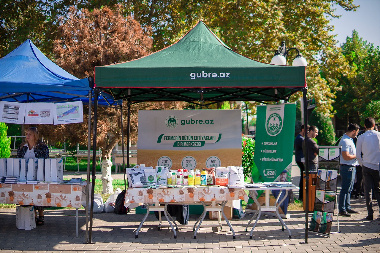 Festival iştirakçılarına məhsul çeşidlərimiz təqdim olundu.